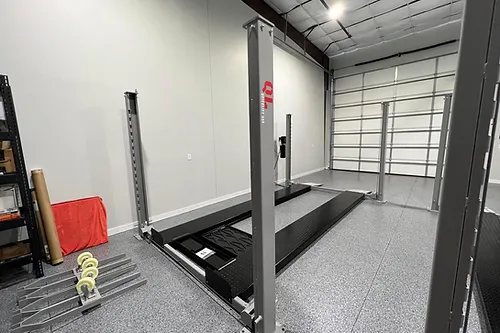 HD TWO POST LIFT | BASE PLATE | 12,000LB | SKU: QL12KB - Image 3