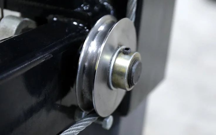 9,000-lb. Capacity / Includes Aluminum Ramps, Caster Kit, Jack Platform and Drip Trays - Image 3