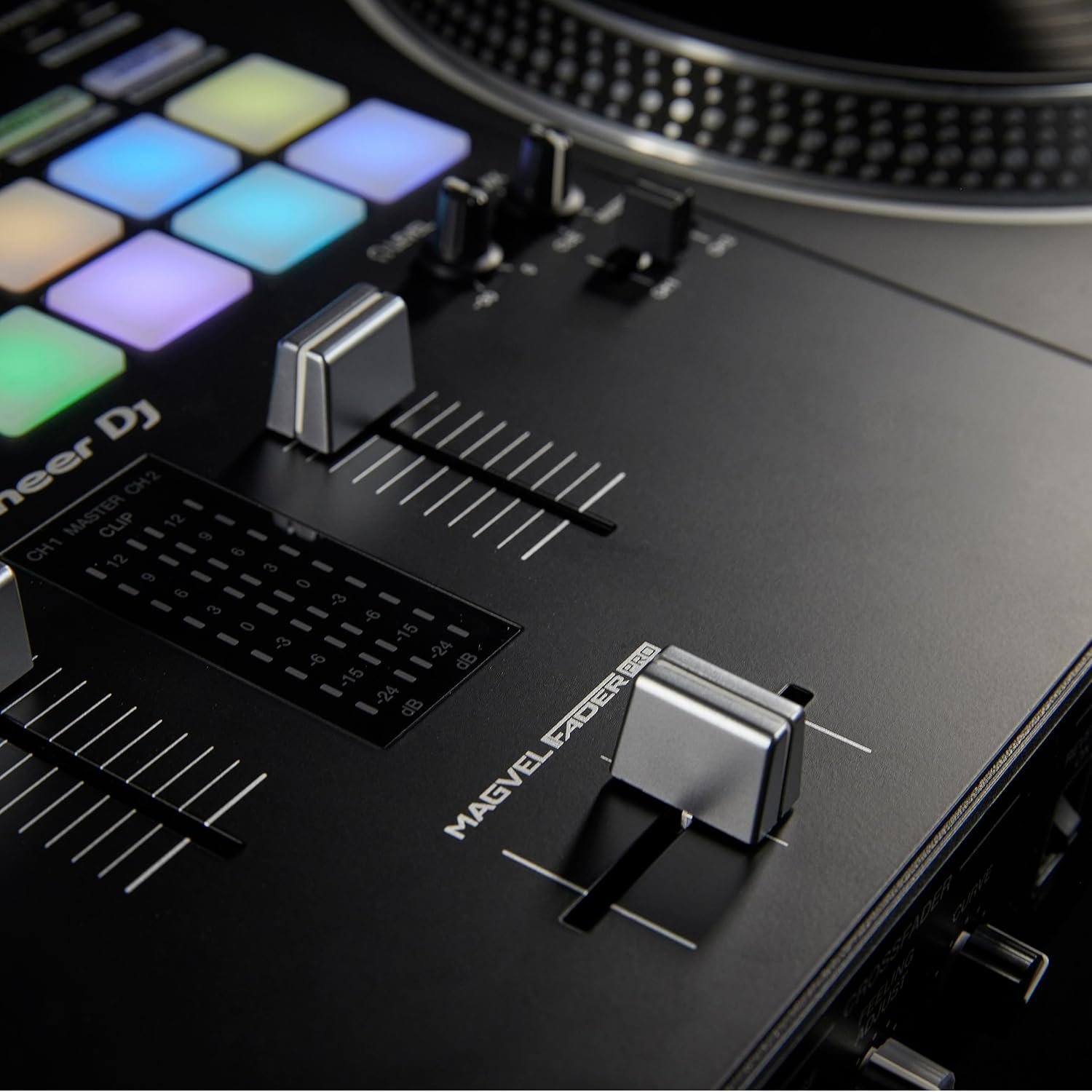 Pioneer DJ DDJ-REV7 DJ Controller - Image 17